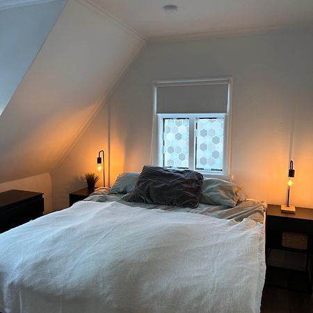 1 Bedroom Apartment ฮาฟนาร์ฟโยร์ดัวร์ ภายนอก รูปภาพ