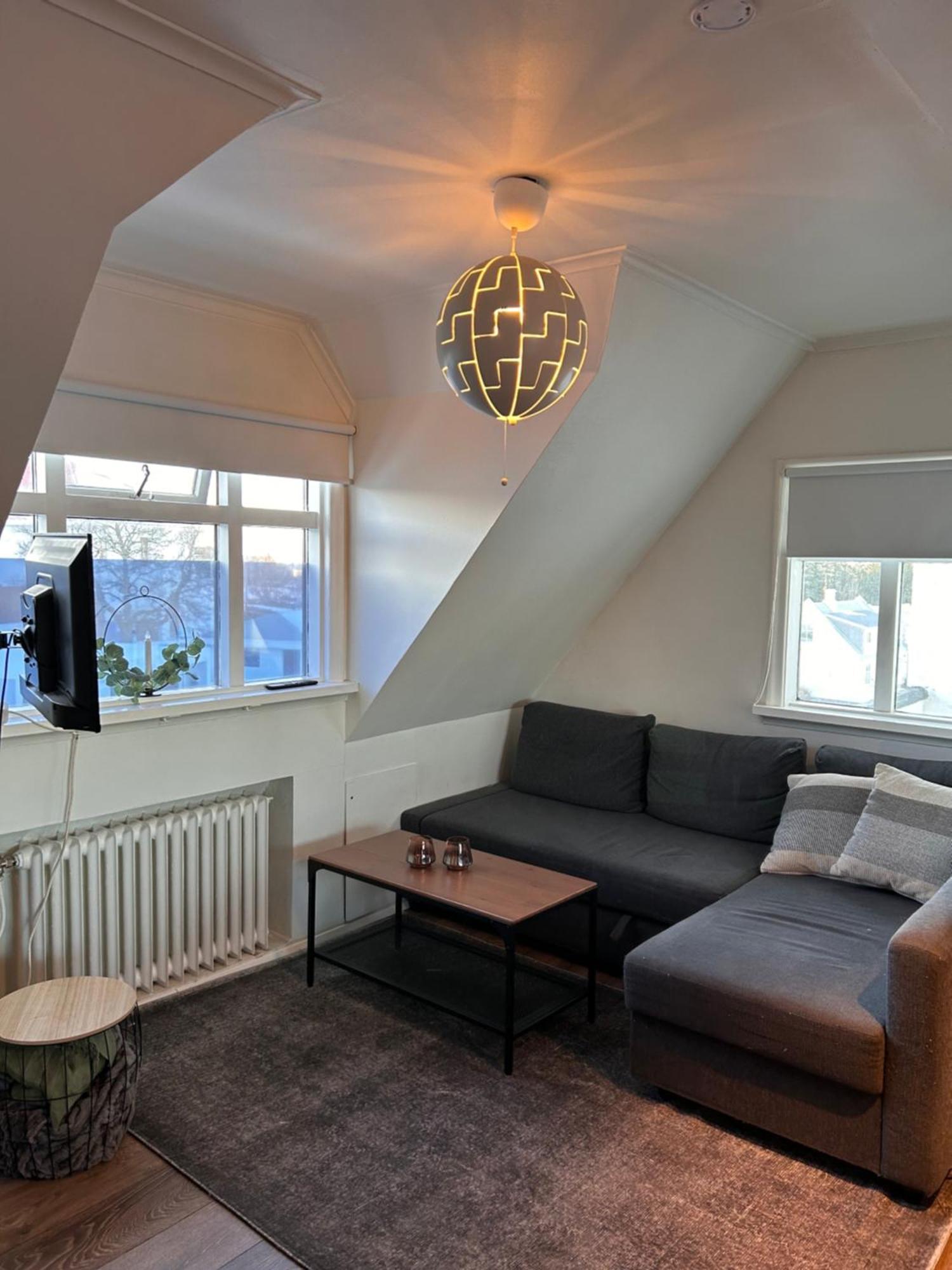 1 Bedroom Apartment ฮาฟนาร์ฟโยร์ดัวร์ ภายนอก รูปภาพ